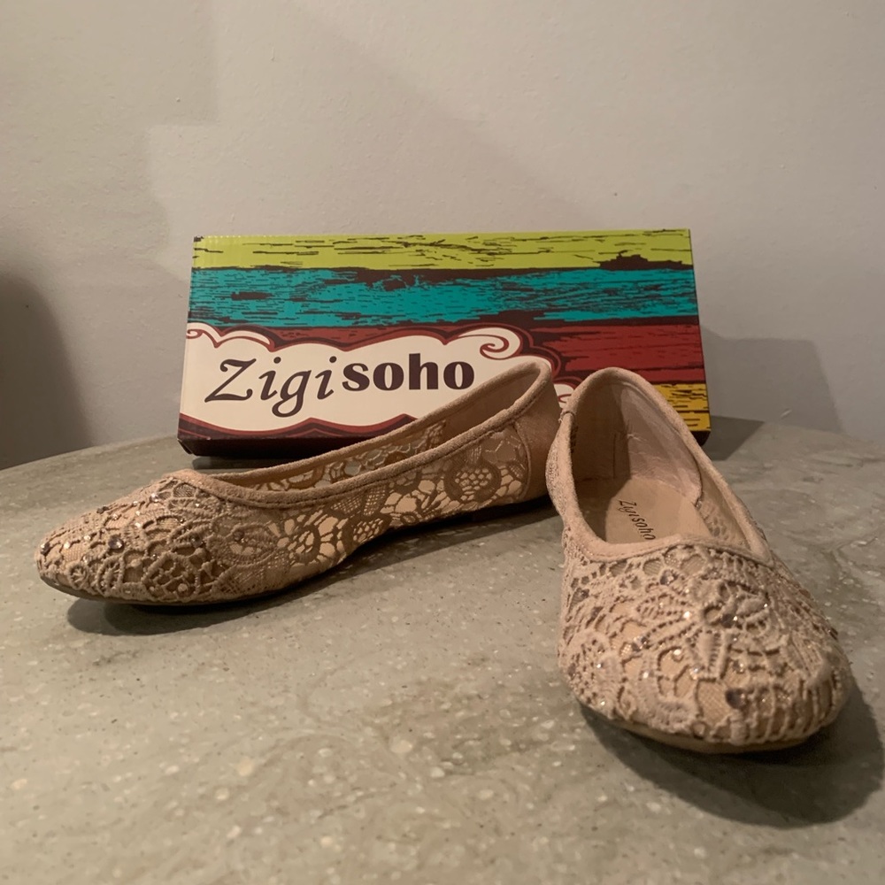 Zigi Soho Women’s Flats | Jeweled Tan Lace